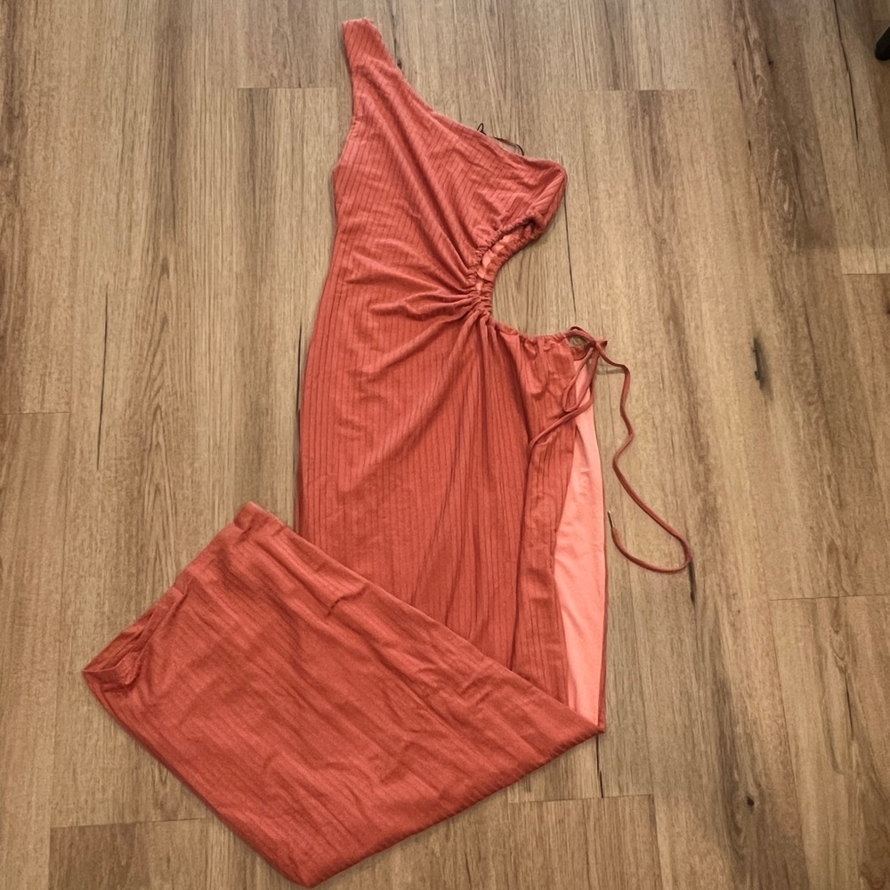 Shop Starlow One Shoulder Ribbed Coral Maxi Dress with side tie and slit